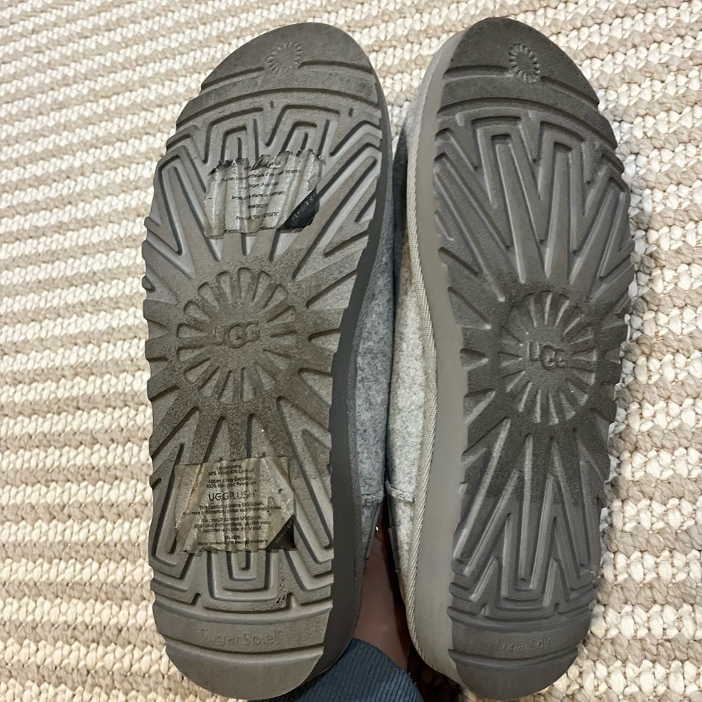 UGG Classic Scuff Slipper Men’s - Picture 5 of 6